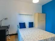 Encantador Habitación en Carrer de Sugranyes, Sants Badal Encantador Habitación en Carrer de Sugranyes, Sants Badal