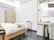 ¡Oferta! Habitación en piso compartido de 7 habitaciones...