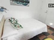 ¡Recién llegado! Se alquila habitación compartida en...