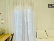 ¡En alquiler! Se alquila habitación en Coliving en...