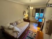 Acogedor Se alquila habitación en Las Rozas de Madrid,...