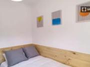 ¡Oferta! Se alquila habitación en piso compartido de 5...