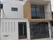 ! Recién remodelada y lista para que la habites !