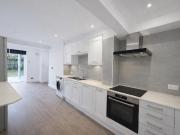 Rectory Grove, London SW4, 2 bed flat to rent, £3,000...