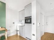 Red Lion Square, Wandsworth High Street, 1 Bedroom Apartment
