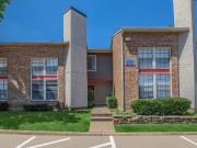 Redgate 1 Bedroom Apartment for Rent at 812 Brown Blvd,...