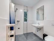 Reduced Rent Fully furnished private room in a 5 female...