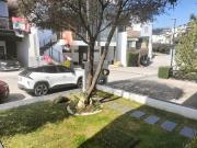 REESTRENA HERMOSA RESIDENCIA EN BOSQUE ESMERALDA