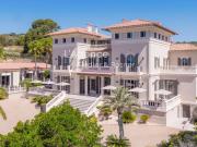 REF 215: LA CROIX VALMER VILLA LOUISE VUE MER