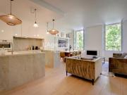 REF 343: LUXUEUX APPARTEMENT AU COEUR DE SAINT TROPEZ