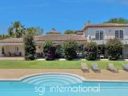 REF 62 LES PARCS DE SAINT TROPEZ BELLE PROPRIÉTÉ