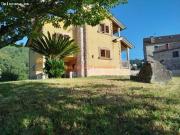 REF 7004 CHALET 4 DORM. CON PISCINA Y VISTAS AL MAR...