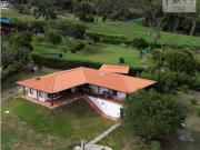 ref 859a lago calima/ vendo casa campestre