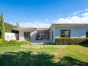 Référence: 6042 DVI Villa contemporaine de plain pied à...