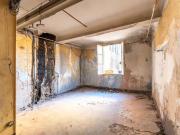 Référence: 6334 RVF Appartement T2 à rénover Secteur Panier