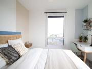 Refined 11 m² bedroom near Lyon