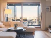 Refined, modern sub penthouse in central Brunswick