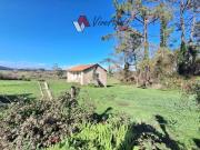 REFORMA. Casa de piedra con 4.723 m2 de parcela situada...