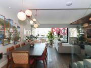 Reformada, acabamento de alto padrão, adega para 500...