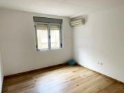 REFORMADO CON ASCENSOR, EN AVDA. RESCATADO !