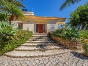 Refúgio no campo em Moncarapacho: uma mistura de...