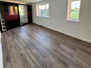 Refurbished 2 Bed Flat in Beckton – Bills Included