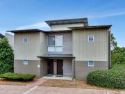 Refurbished 2 bedroom villa in Elysia Retreat in Hunter...