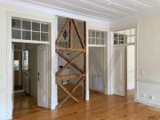 Refurbished 3 bedroom apartment to rent in Rua de São Bento