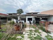 Refurbished Freehold Single Storey Terrace at Taman...