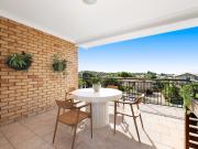 Refurbished north facing unit with spectacular top floor...