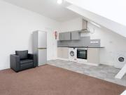 Refurbished Spacious Studio in Abbeywood SE2