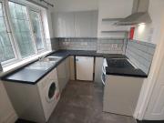 Refurbished studio flat available in Selly Park