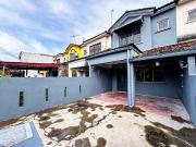TERMURAH REFURBISHED 2 Storey Blok 28 Bandar Tasik...