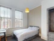 Regent Park Avenue, Headingley, 2 Bedroom Flat
