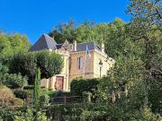 Région des Côtes de Bourg, château de 280 m2 sur un parc de