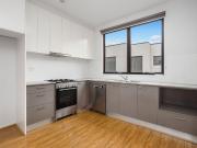 Register to Inspect / Modern 2 Bedroom Townhouse in the...