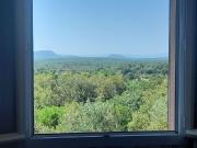 Régusse: Charmante villa de 88 m2 exposée Sud avec vue...