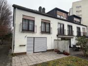 Reiheneckhaus in Frankfurt – 6 Zimmer, Garten, Garage