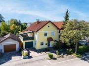 Reihenhaus – Garage | Terrasse | Garten | Teich |...