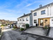 Reihenmittelhaus mit Sonnengarten im beliebten Ronsdorf