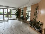 REIMS – Appartement T3 de73 m2 avec extérieur Rue Passe...