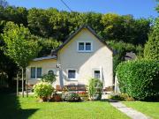 Reizvolles Holzhaus gedämmt, verputzt in ruhiger,...