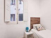 Relajante habitación en apartamento de 9 dormitorios en...