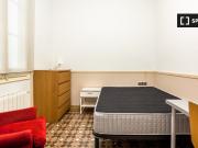 Relajante habitación en piso compartido en El Born,...