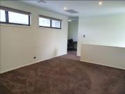 Relax rental in Lightsview