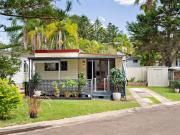 Relaxed beach and lakeside single level living