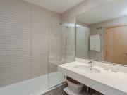 Relaxing 2 bedroom apartment near the Urquinaona metro