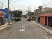 REMATE B. DE CASA EN JARDINES DE MORELOS ECATEPEC DE MORELOS