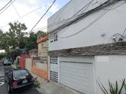 Remate Bancario Casa En Venta Calle F Manzana XIII,...