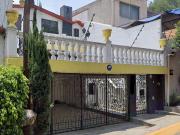 ✨ ¡Remate Bancario en Paseo de las Palomas, Colonia Las...